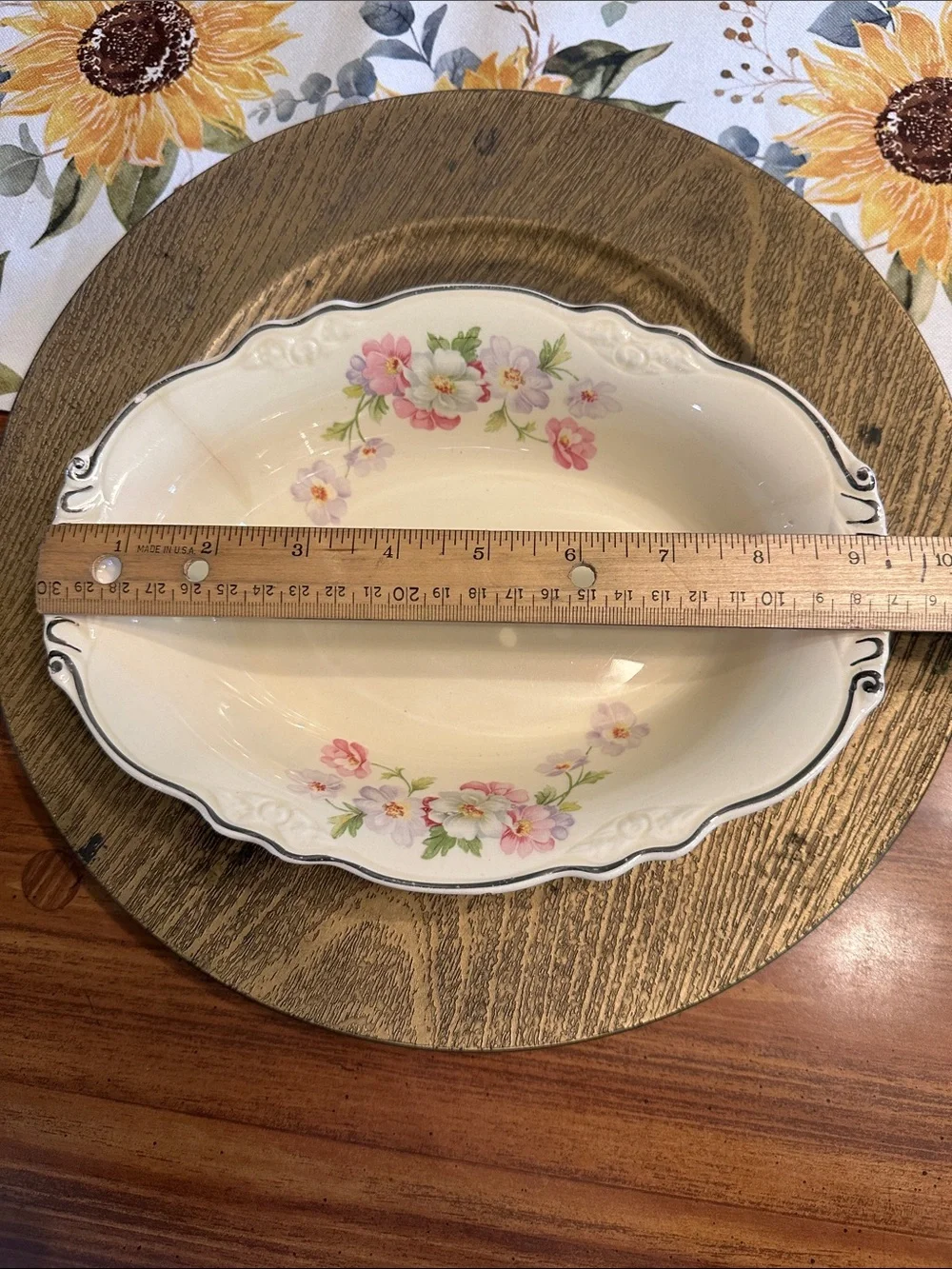 Homer laughlin Virginia  Floral Porcelain Gravy Boat with oval bowl